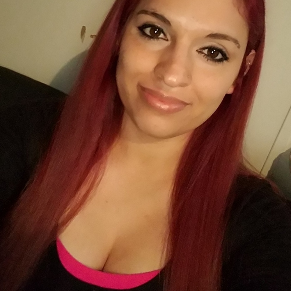Meet your Posher, Mayela